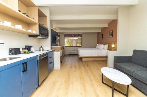 Ramada by Wyndham Davenport Orlando South - image 20
