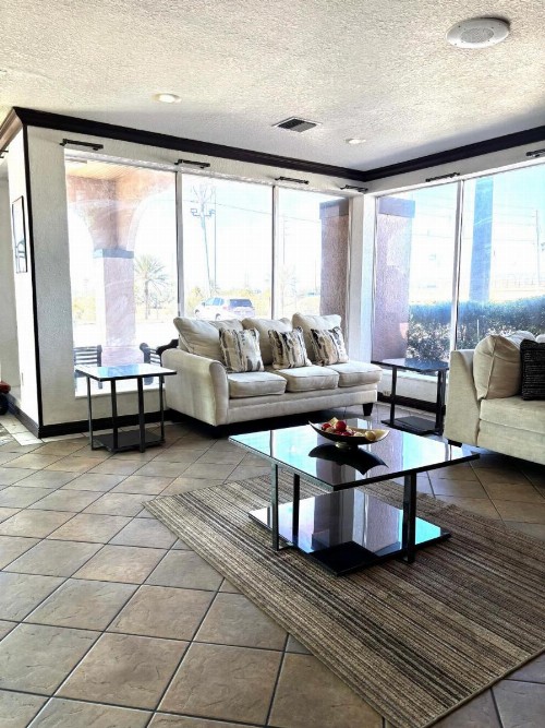 Ramada by Wyndham Davenport Orlando South - image 3
