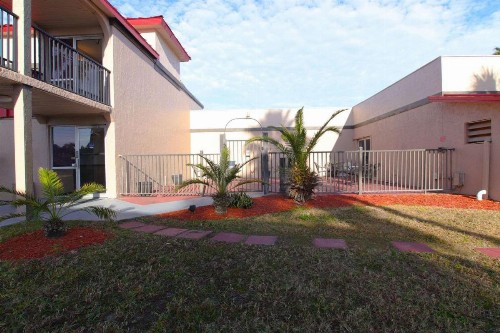 Ramada by Wyndham Davenport Orlando South - image 37