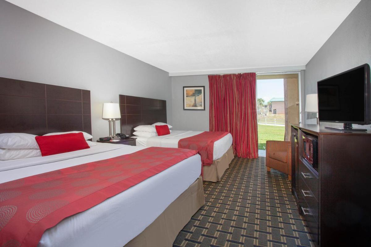 Ramada by Wyndham Davenport Orlando South - image 7