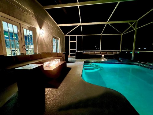 Eleven-Bedroom Disney Area Golf Resort Mansion - image 11
