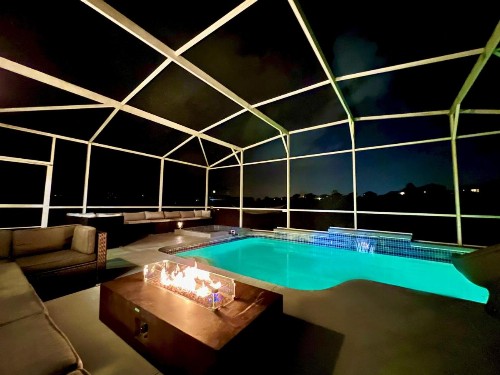 Eleven-Bedroom Disney Area Golf Resort Mansion - image 13