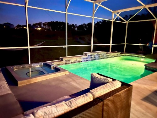 Eleven-Bedroom Disney Area Golf Resort Mansion - image 14