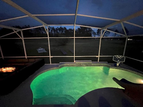 Eleven-Bedroom Disney Area Golf Resort Mansion - image 17