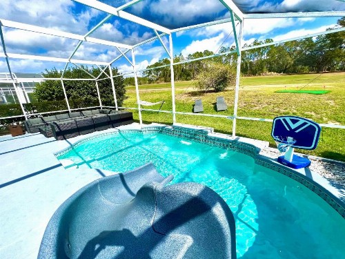 Eleven-Bedroom Disney Area Golf Resort Estate - image 40