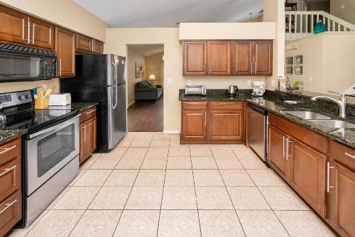 Montana Villa WR001 - image 34