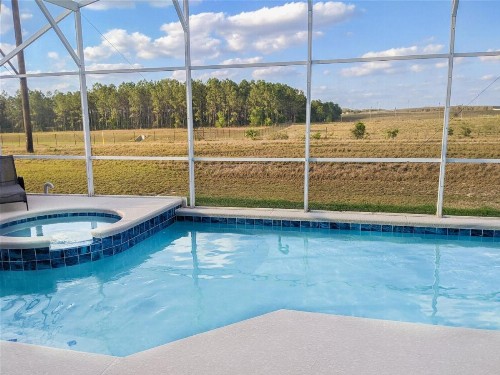 4 Bed 428 - image 23
