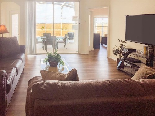 4 Bed 428 - image 5