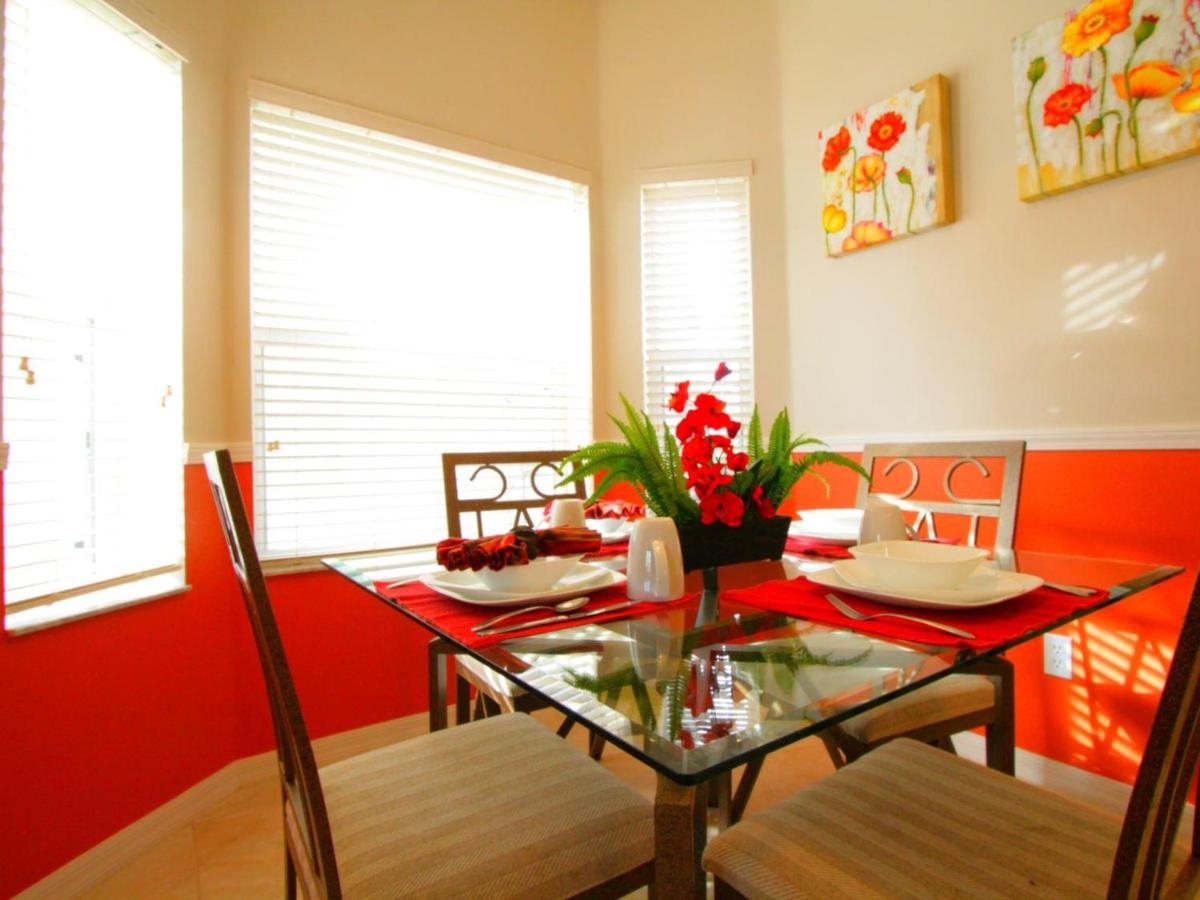 5 Bed 722 - image 5