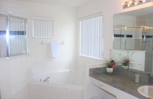 Balmoral Villa TA708 - image 12