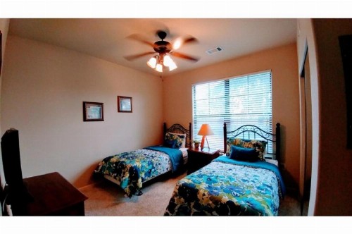 Two-Bedroom Apartment Davenport - image 5