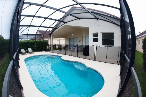 Four-Bedroom Pool Home Davenport - image 13