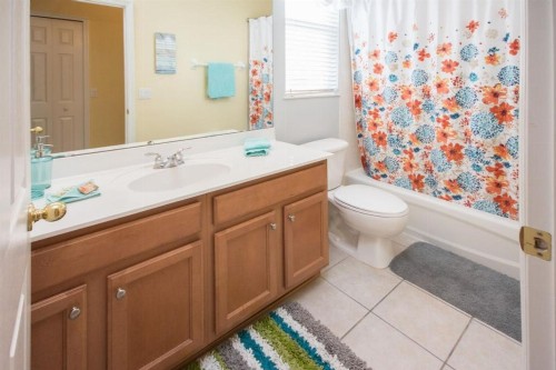 Lyn's Highlands Reserve Vacation Home - image 6