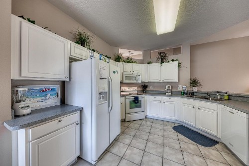 Windstar Villa - image 10