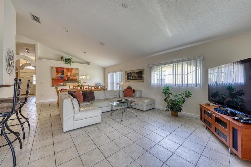 Sundrop Villa - image 8