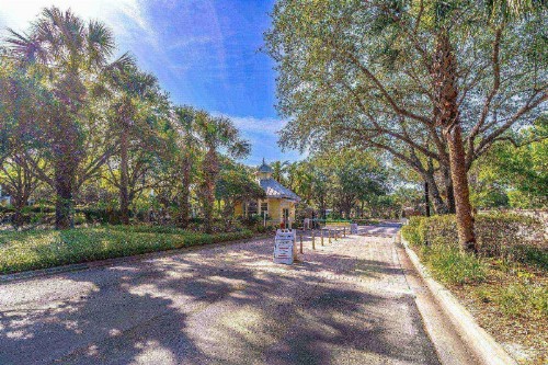 615 Bahama Bay - image 22
