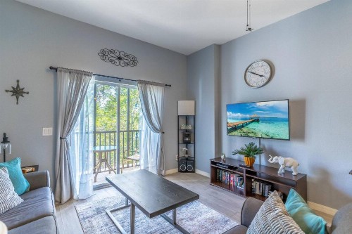 615 Bahama Bay - image 24