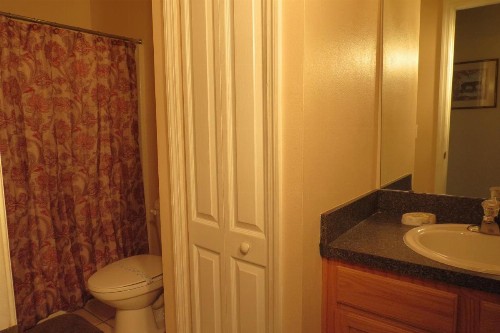 Sandy Ridge Pool Home - image 7