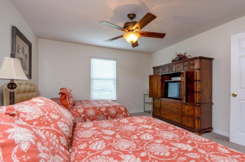 Six-Bedroom Villa 337 - image 8