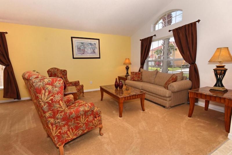 Four-Bedroom Villa 1112 - image 6