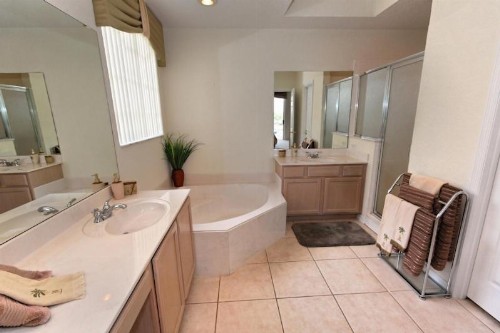 Five-Bedroom Villa 169 - image 7