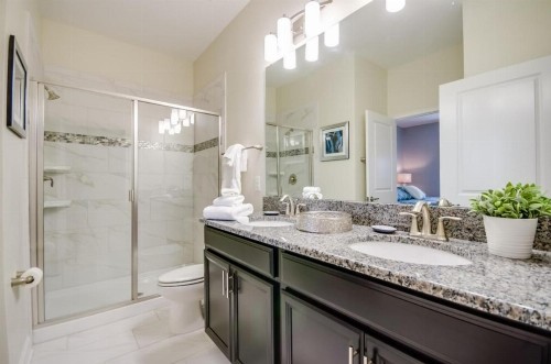 Eight-Bedroom Villa 9076 - image 12