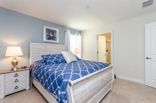 Eight-Bedroom Villa 9076 - image 9