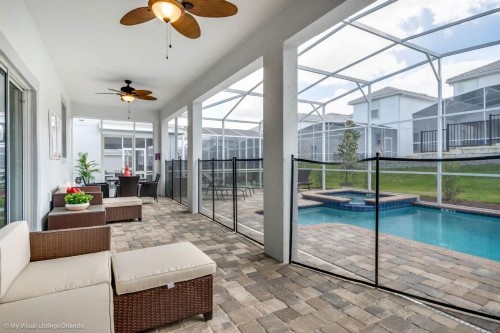 Six-Bedroom Villa 9026 - image 6