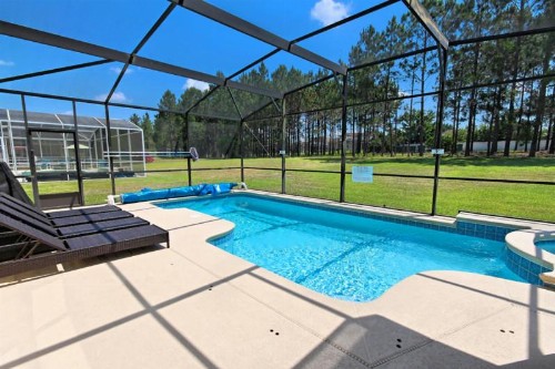 Six-Bedroom Villa 116 - image 9