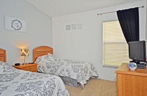 Hampton Lakes 215824 - image 10