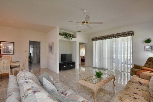 Esprit-3 Bedrooms House w/pool-4100ES - image 13