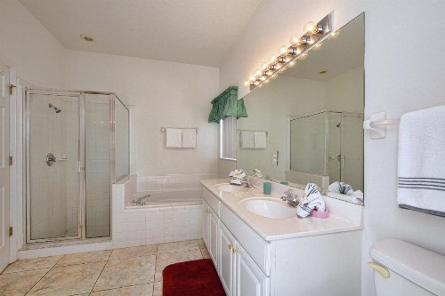 Esprit-3 Bedrooms House w/pool-4100ES - image 22