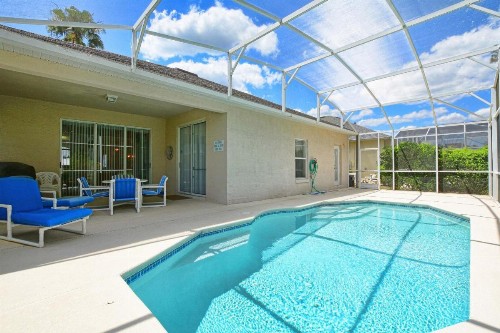 Esprit-3 Bedrooms House w/pool-4100ES - image 25