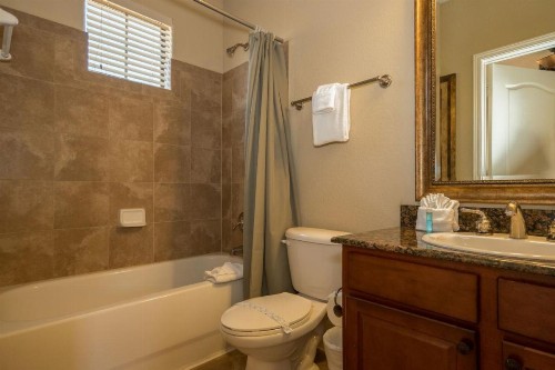 BP521CP Bella Piazza - Three Bedroom Condo - image 1