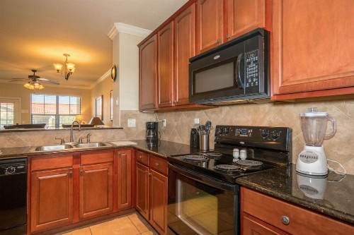 BP835CP Bella Piazza - Four Bedroom Condo - image 10