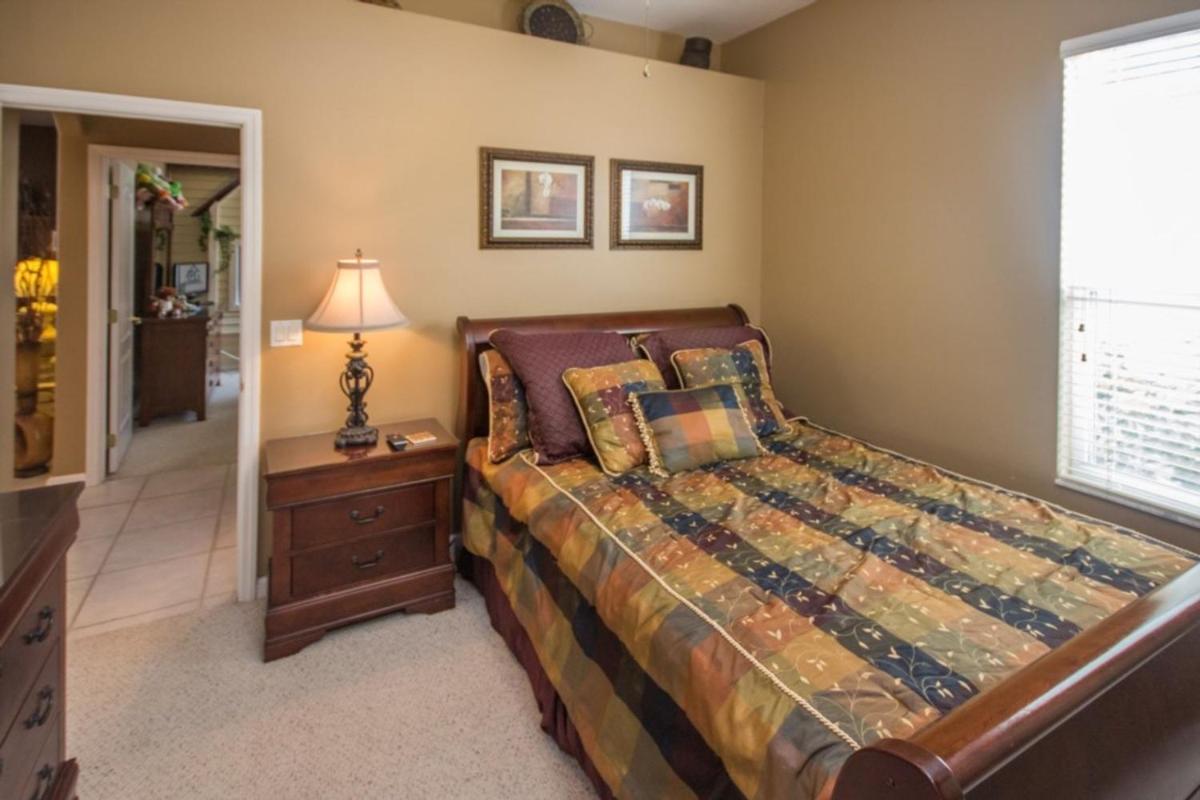 Ron's Highlands Reserve Vacation Home - image 7