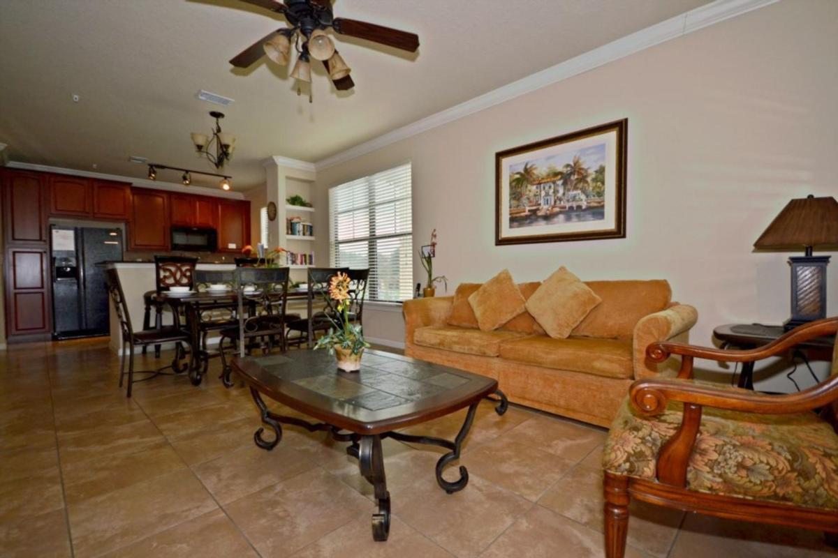 Bella Piazza 272019 - image 6
