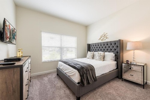 Modern and spacious 5 bed home resort - image 7