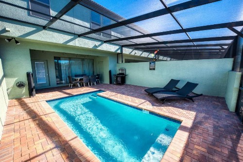 Brand new 5 bedroom villa at Solterra - image 10