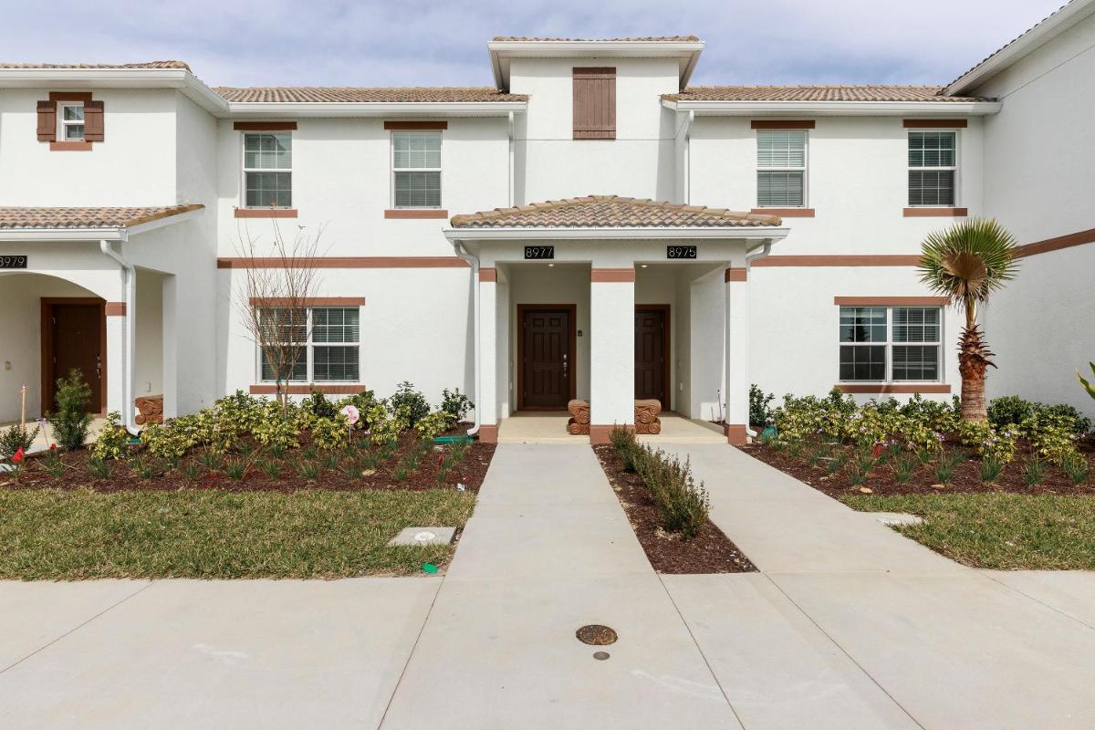 Luxury 4 bedrooms villa at Champions Gate - image 6