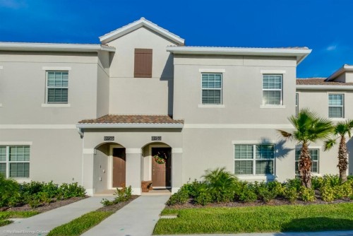 Imagine Your Family Renting This Luxury Contemporary Style Home on Champions Gate Resort Orlando Townhome 2825 - image 2