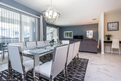 Memorable Larges Vacation Home in Champion Gates - image 42