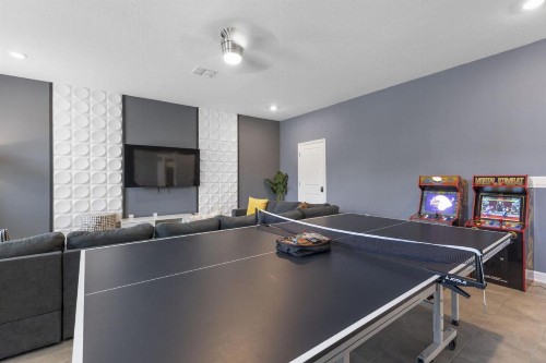 Short Distance Large 8 Bedroom Pool Homes Located in Champion Gates Water Park Resort - image 12