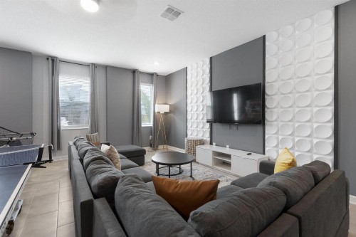 Short Distance Large 8 Bedroom Pool Homes Located in Champion Gates Water Park Resort - image 13