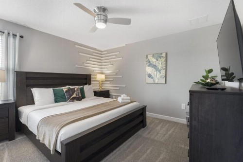 Short Distance Large 8 Bedroom Pool Homes Located in Champion Gates Water Park Resort - image 20