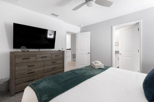 Short Distance Large 8 Bedroom Pool Homes Located in Champion Gates Water Park Resort - image 23