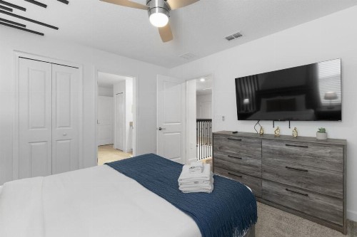 Short Distance Large 8 Bedroom Pool Homes Located in Champion Gates Water Park Resort - image 27