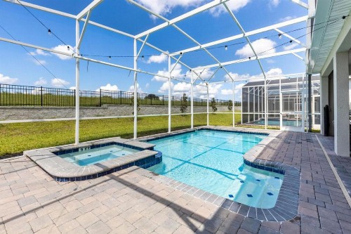 Short Distance Large 8 Bedroom Pool Homes Located in Champion Gates Water Park Resort - image 38