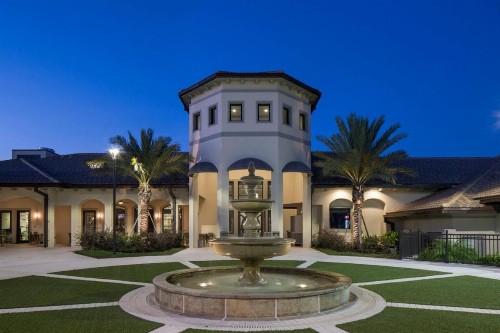 Short Distance Large 8 Bedroom Pool Homes Located in Champion Gates Water Park Resort - image 45