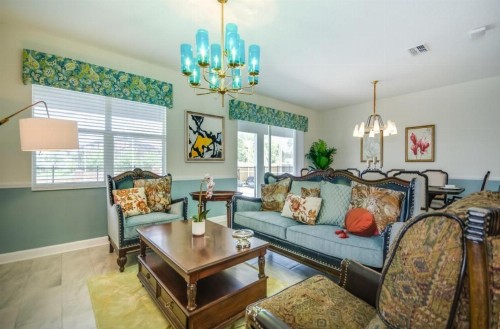 Family Friendly Magic Tree Retreat in Champion Gates